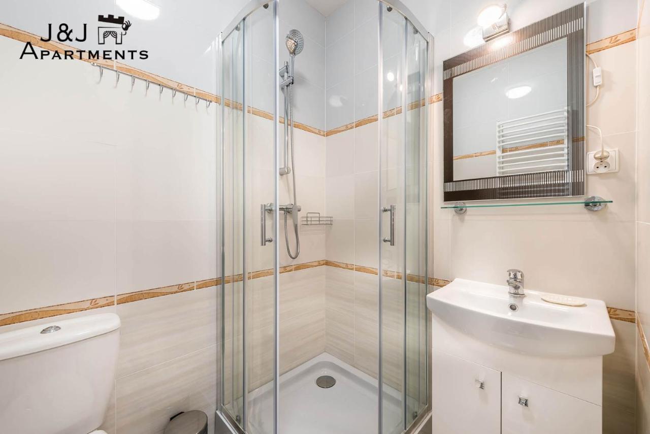 J&J Apartments Lazienna 30 - 12 Torun Ngoại thất bức ảnh
